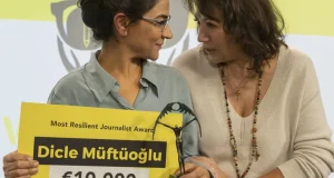 Aysel Avesta received the Most Resilient Journalist Award 2023 on behalf of Dicle Müftüoğlu, who was in prison at that time. (freepressunlimited.org)